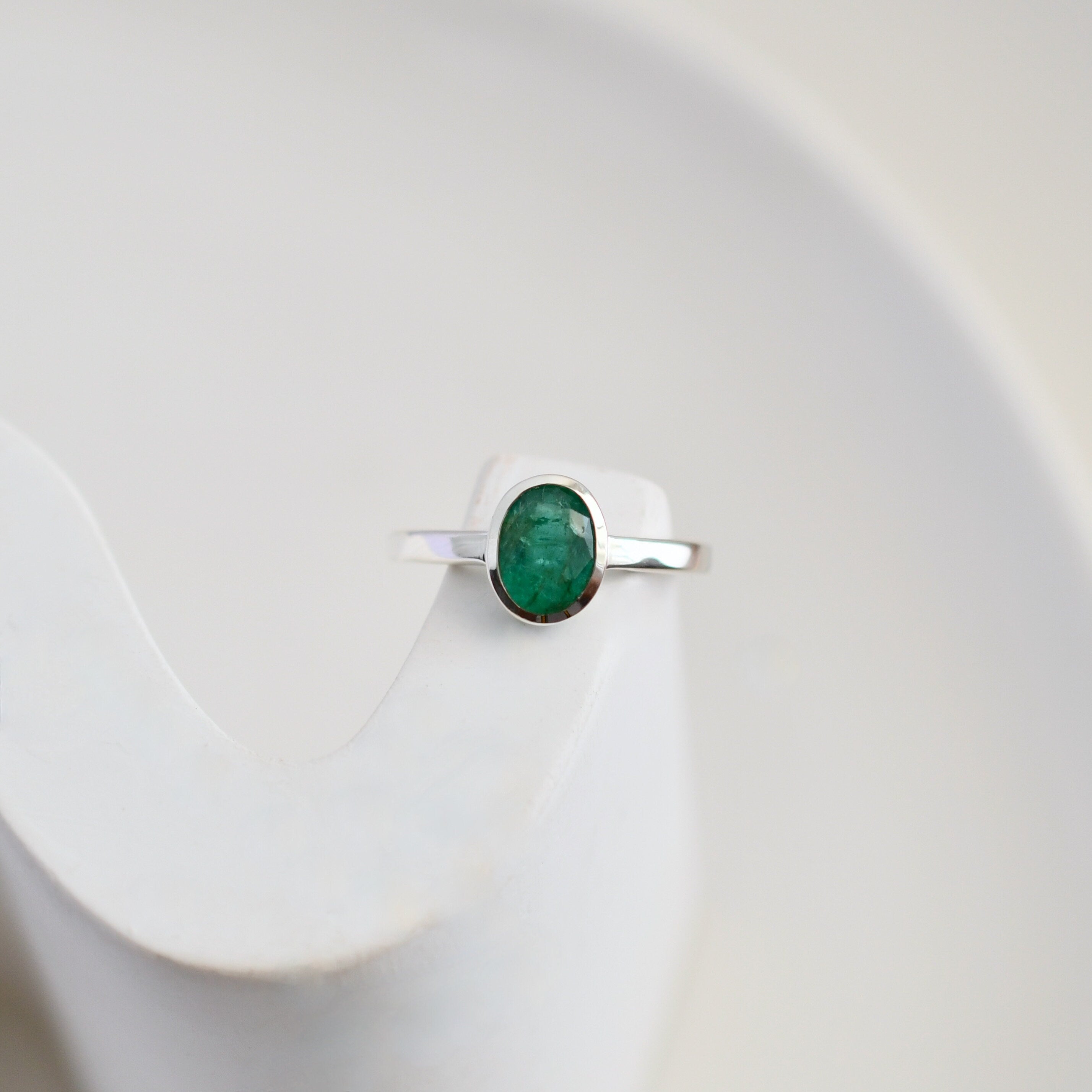 Oval Emerald Ring