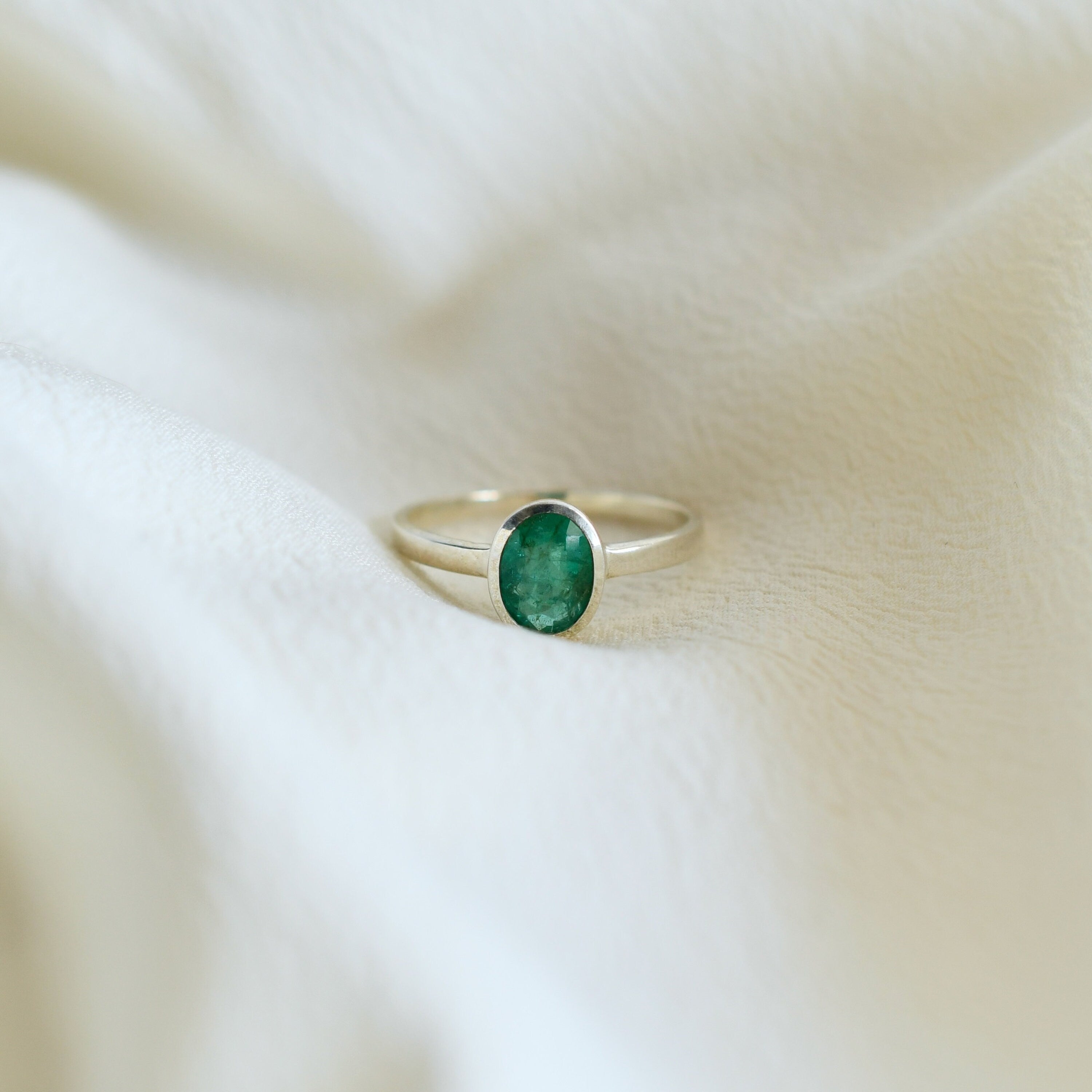 Oval Emerald Ring