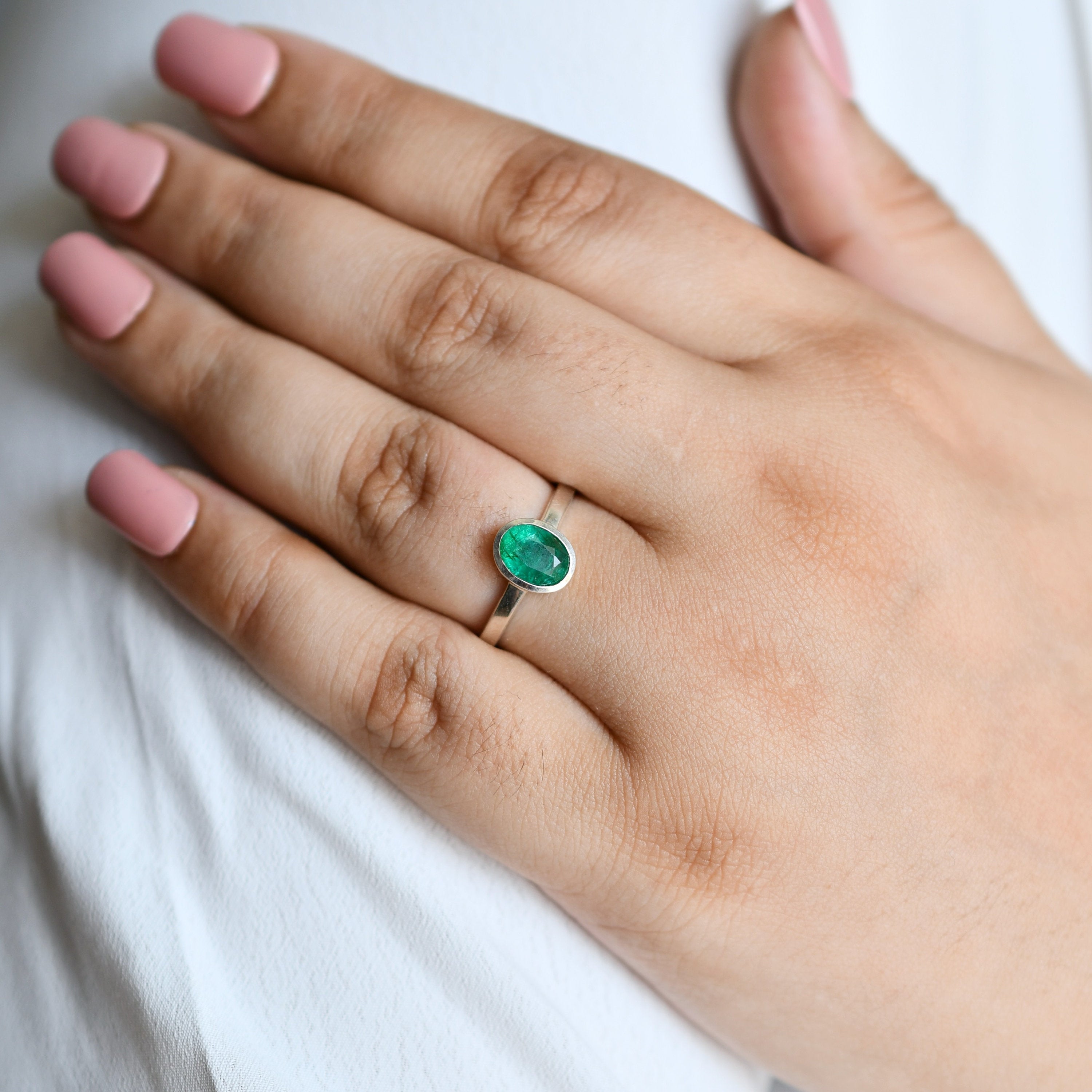 Oval Emerald Ring